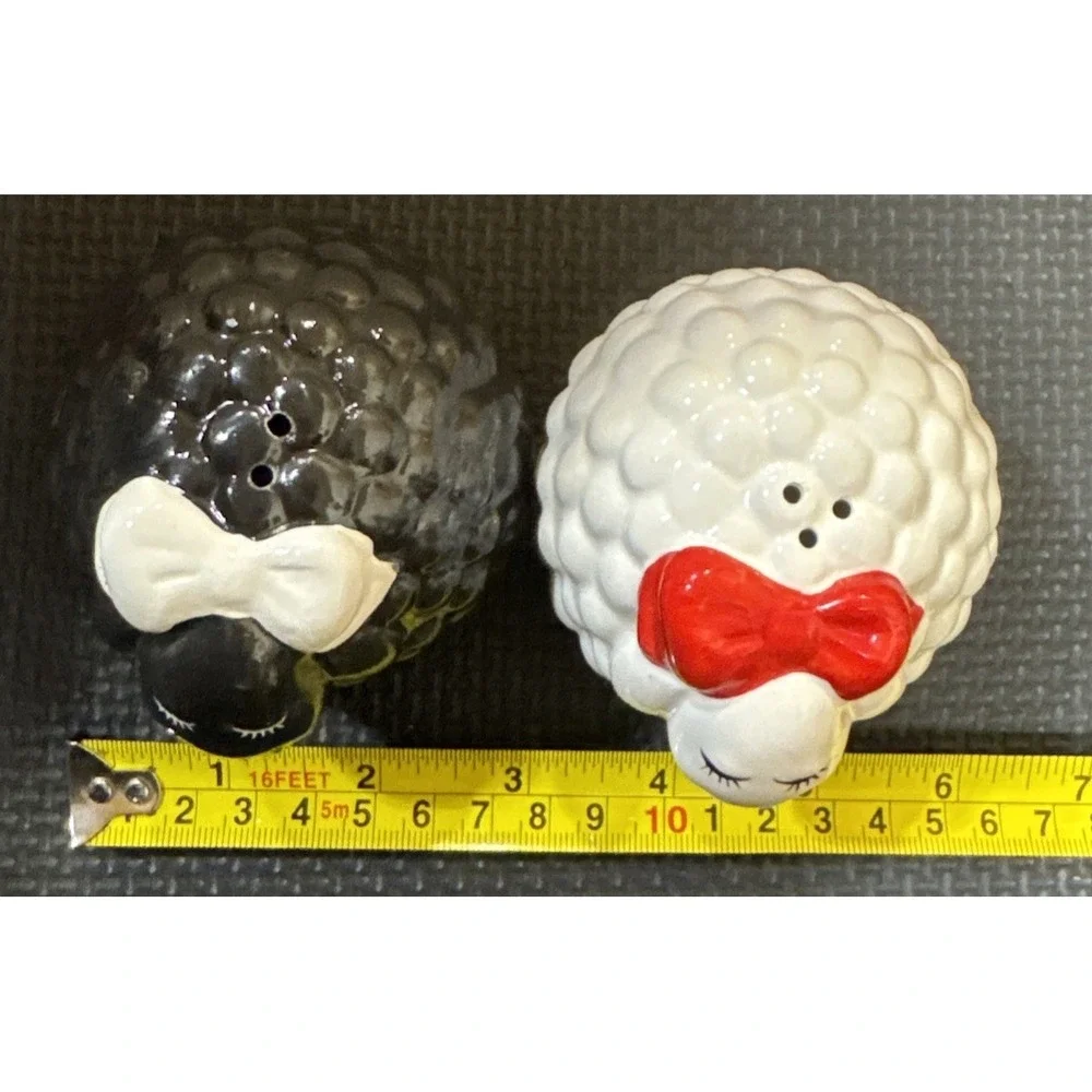 Black and White Sleepy Sheep Ceramic Salt & Pepper Shakers Kitchen Table Decor